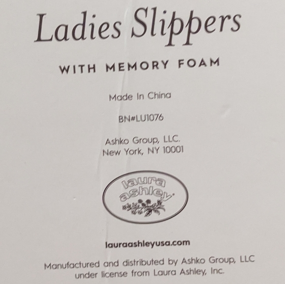 Laura Ashley Memory foam Slippers - Picture 5 of 9